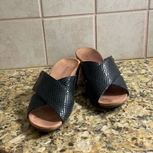 Vionic Black Slide Sandals